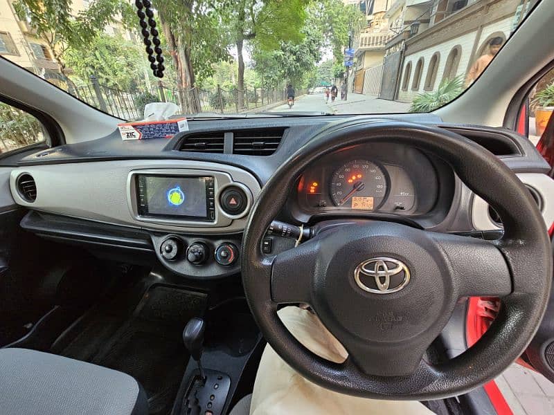 Toyota Vitz 2015 7