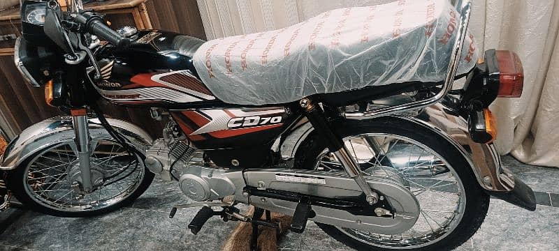 Honda CD-70 for sell 2025 3