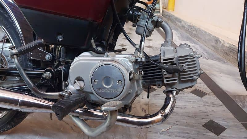 Honda CD 70 (2021 Model) For Sale 9