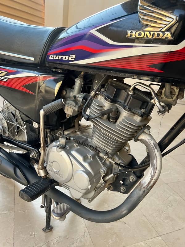 Honda 125 Black 2017 model Registered in 2019 1