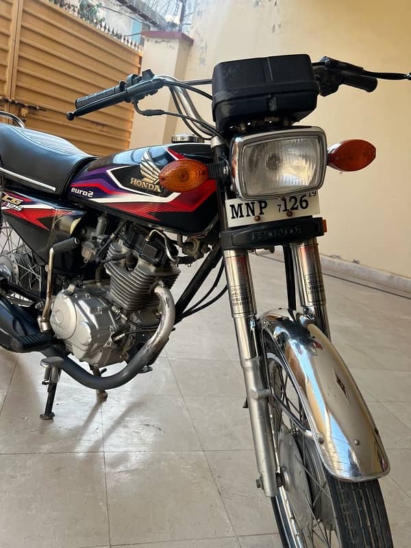 Honda 125 Black 2017 model Registered in 2019 3