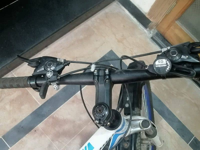 Mountain bike 25000 6