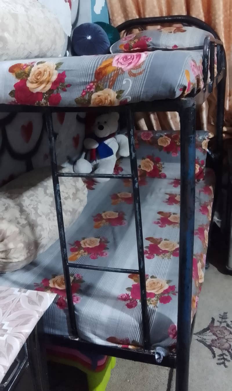 Kids Bunk Bed / Double Storey Bed for children 4