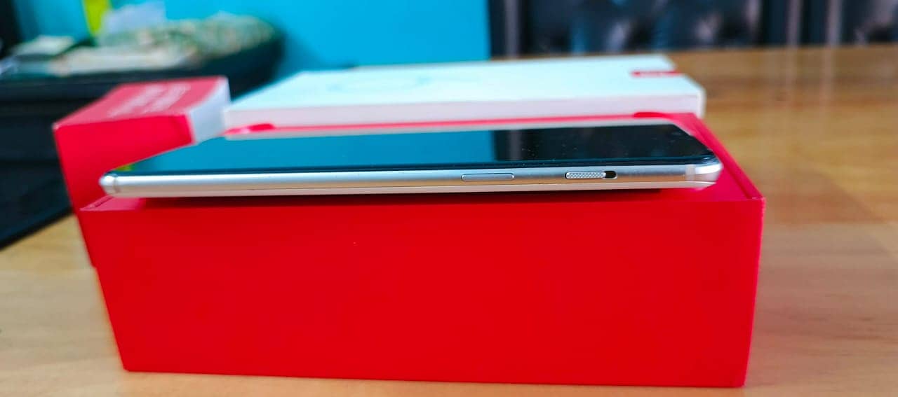 OnePlus 6 | Officially PTA Approved | Complete Box | 8GB 128GB 3