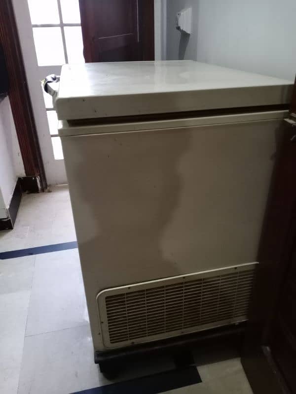 Dawlance Single Door DeepFreezer 2