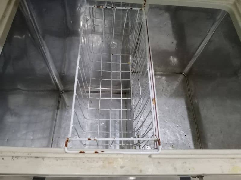 Dawlance Single Door DeepFreezer 4