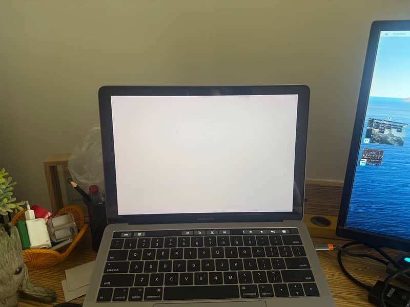 Macbook Pro 13-2017 16gb-512gb i-7 3.5 GHz 2