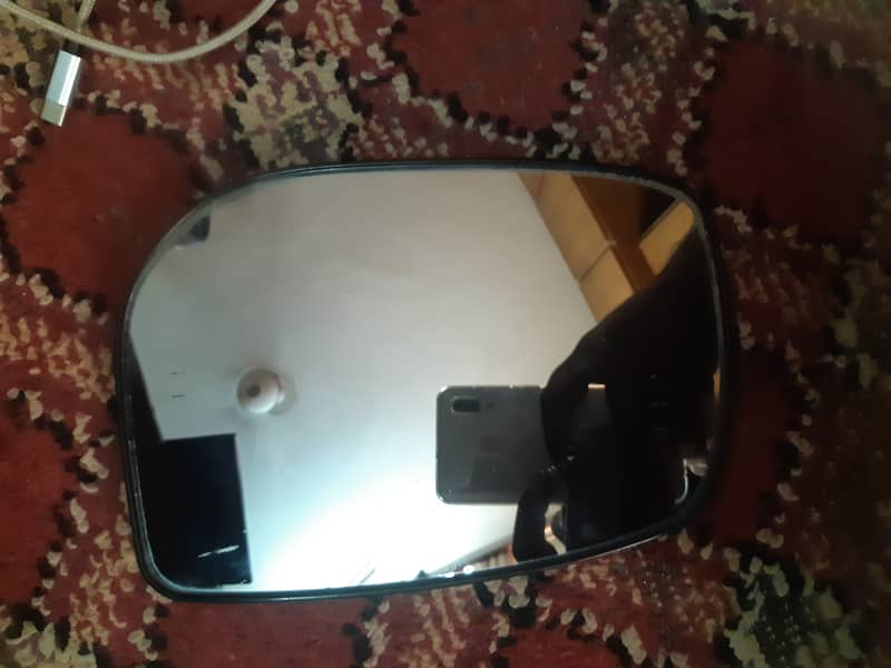 Toyota belta vitz side mirror sheesha 1