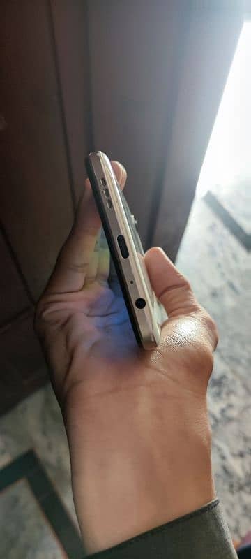 Tecno camon 18t 4+3gb 128gb 2