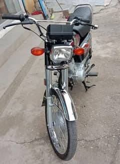 honda bike for sale  new condition ha  emerjnci sale krni ha