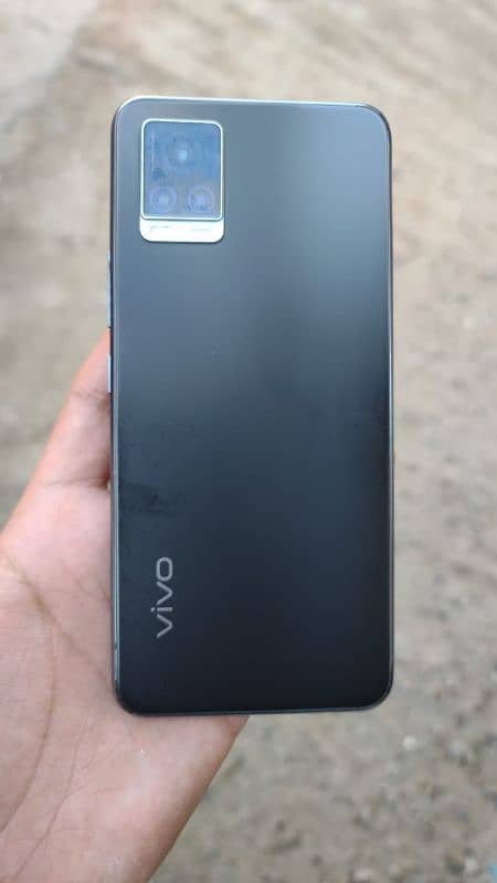 vivo V20 1