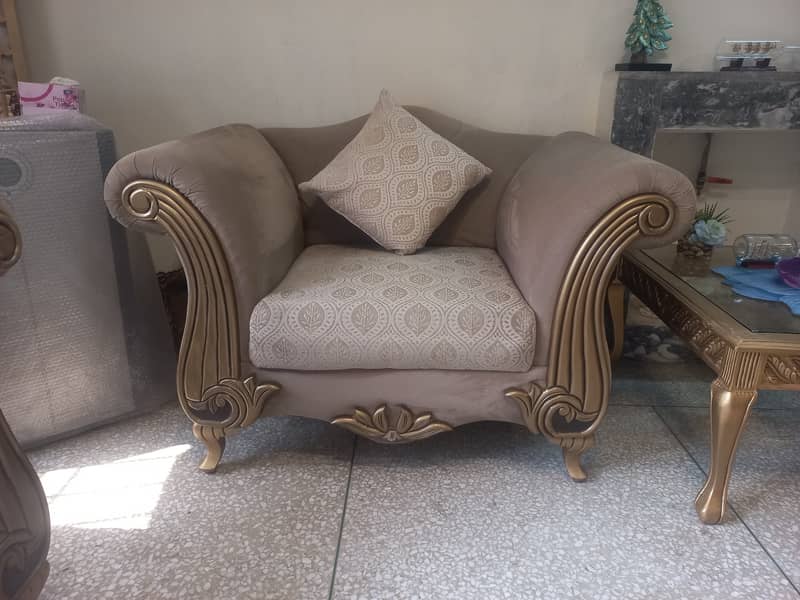 7 Seater Sofa Set For Sale Excellent Bought from Metro Cash & carry 3