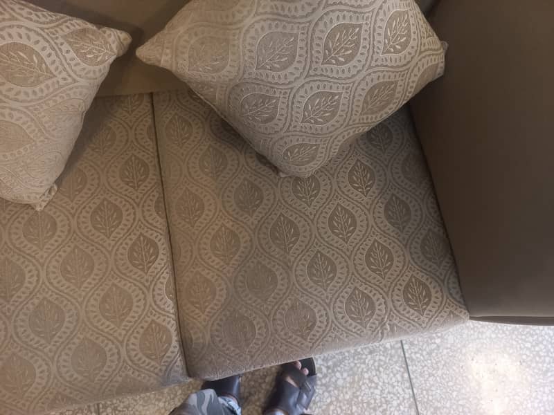 7 Seater Sofa Set For Sale Excellent Bought from Metro Cash & carry 6