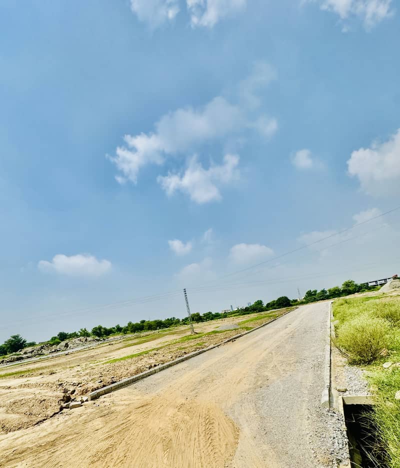 10 Marla Ready To Build Heighten Location Plots For Sale 2