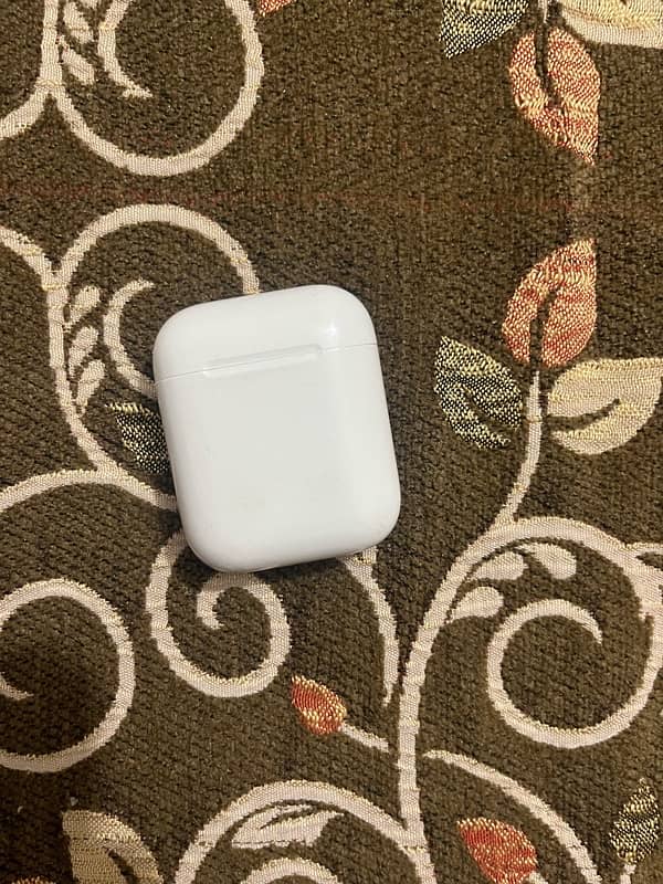 apple gen 2 airpod 5