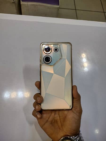 Tecno camon 20 pro 256gb 4