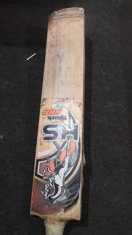 hard ball bat for sell on urgent basis 4