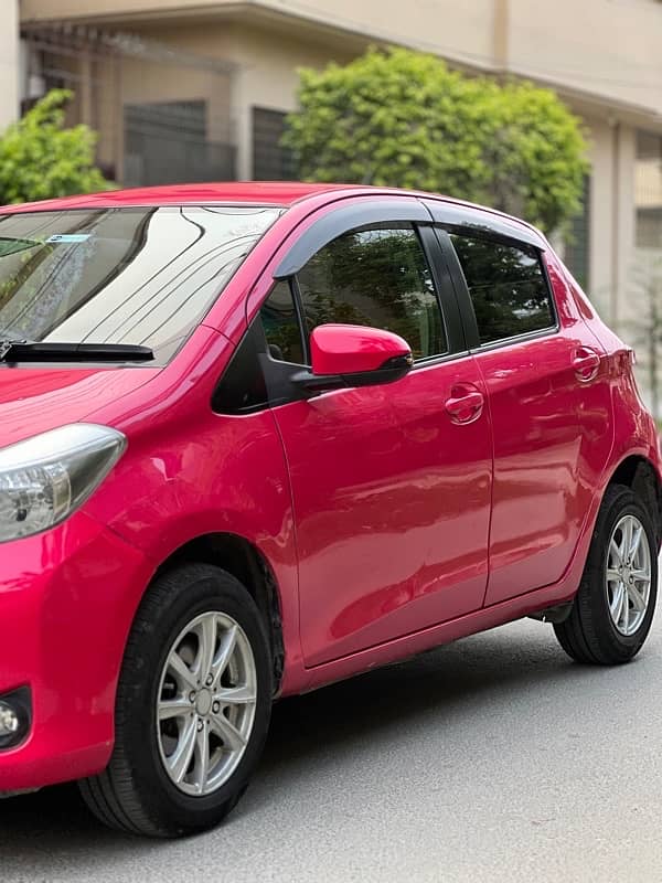 Toyota Vitz 2012 1