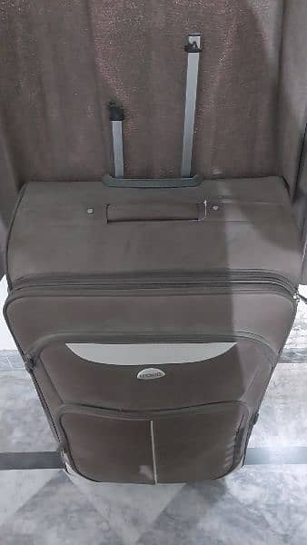 Luggage Travelling Bags Medium and Small (2 pc) 0