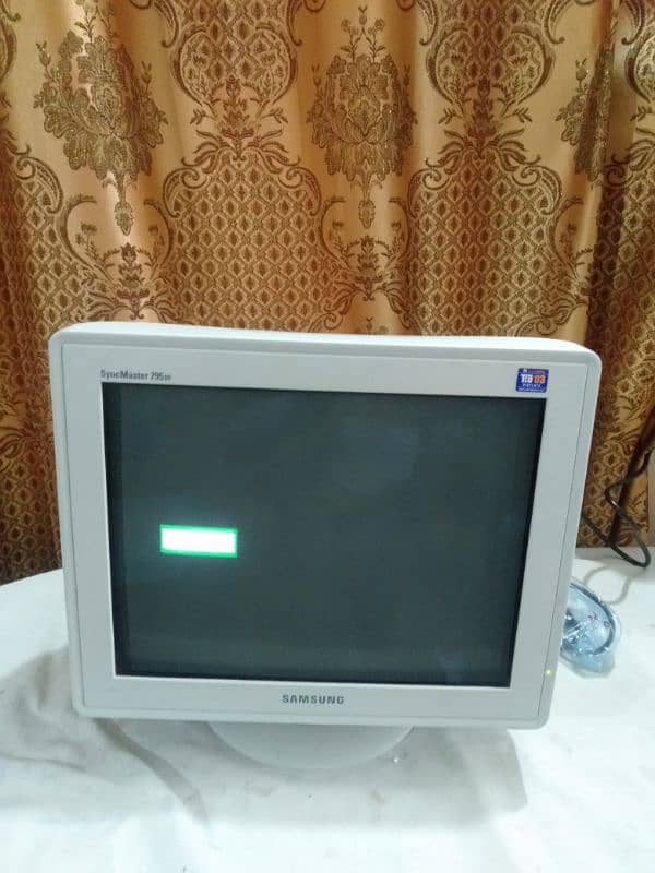 Samsung syncMaster 795 monitor 17inch 3