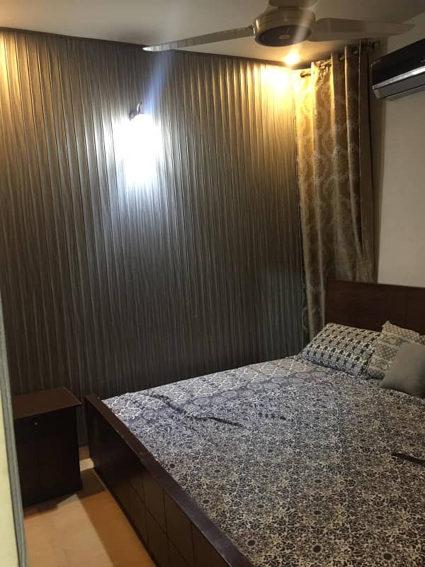 SINGLE ROOM FULLY FURNISHED AND INDEPENDENT FLAT FOR RENT IN MODEL TOWN LAHORE RENT 40000 13