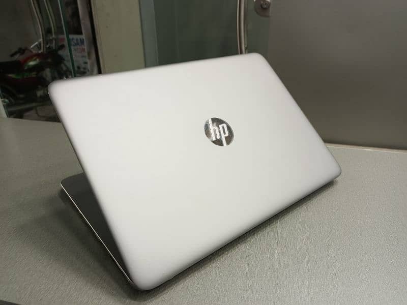 HP EliteBook 840 G4 Core i5 7th Gen 0