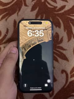 iPhone 15 black 128 GB 0