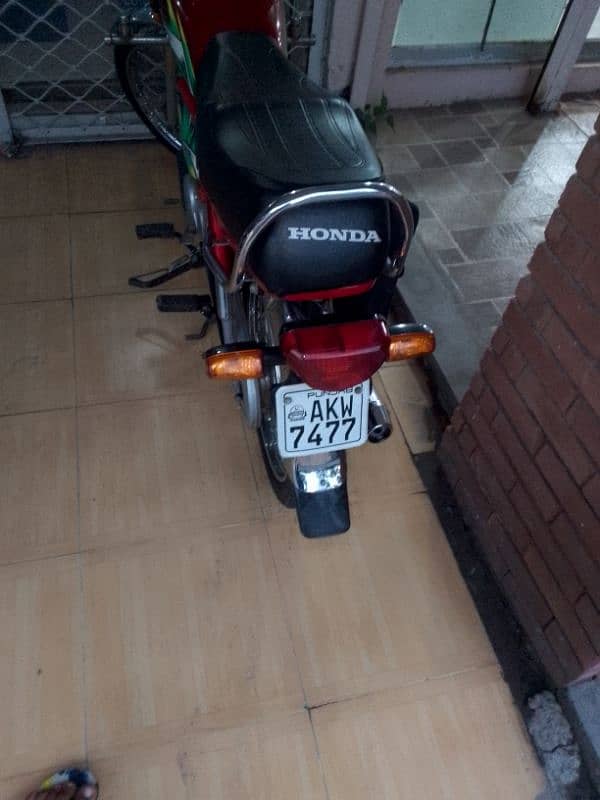 Honda 70 bike hai total genman hai koi foult nai hai koi Kam nai hua 5