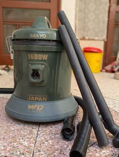 vacuum cleaner 1600W