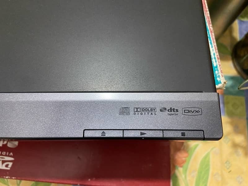 Sony DVD Player DVP-NS608P 7