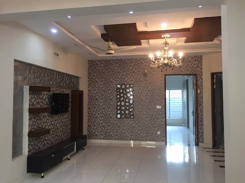 10 Marla House Is Available For Rent In Sector C Bahria Town Lahore 0