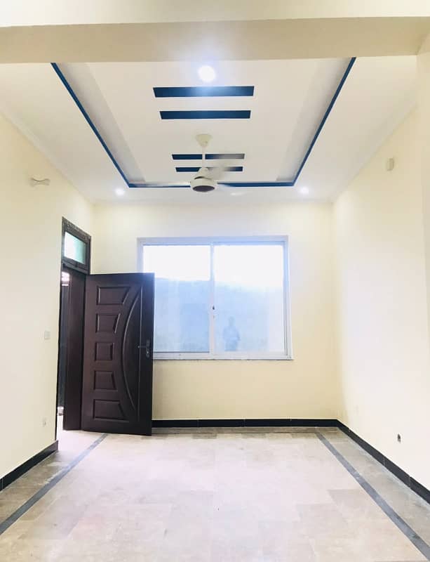 Ghouri town pH 7 House For Rent water electrity Available 1