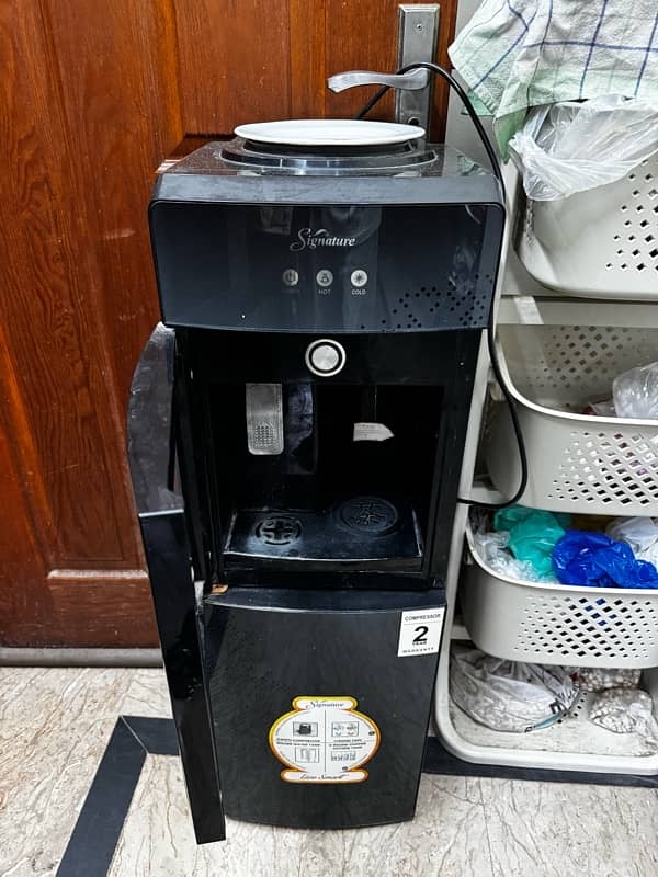 signature water dispenser 1