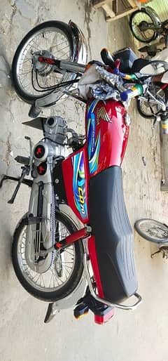 Honda CD 70 Motorcycle 24 Model