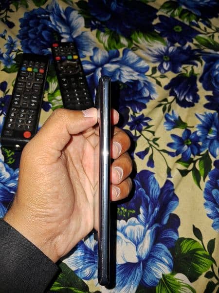 Samsung s8 made by vietnam only panel fault over all ok 1