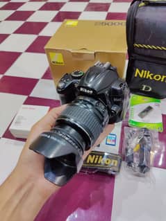 Dslr Canon / Nikon Camera with Complete Accessories 03,03,28,74,479.