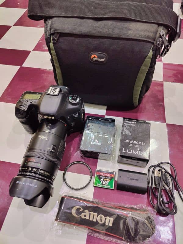 Dslr Canon / Nikon Camera with Complete Accessories 03,03,28,74,479. 11