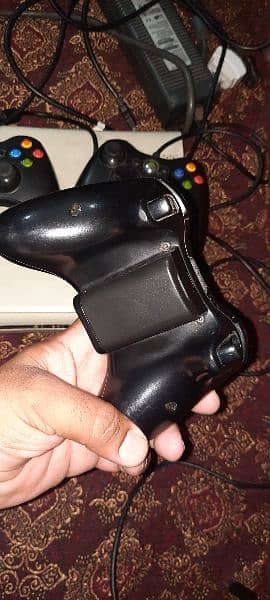 xbox360 with 3 controllers 10