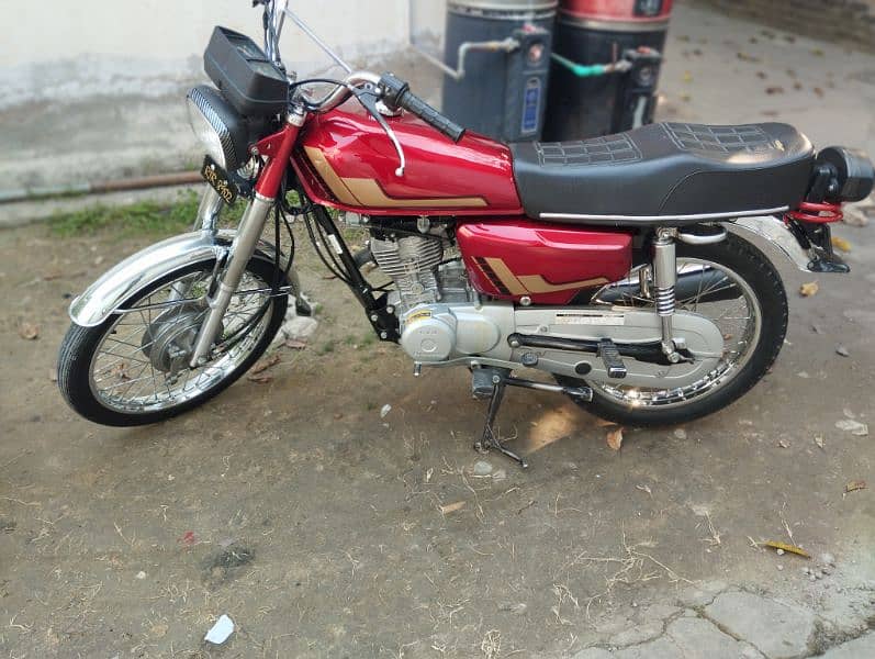 Honda CG125 euro2 Model 2016 4