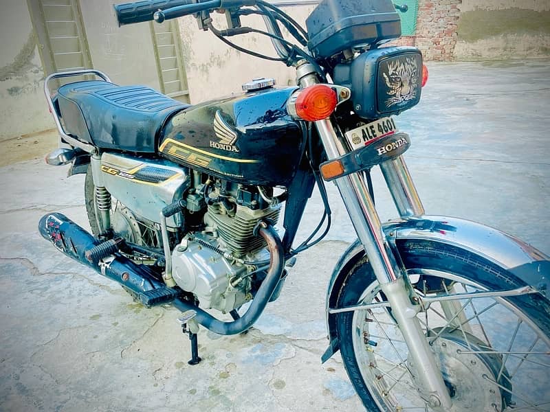 Honda 125S self start 4