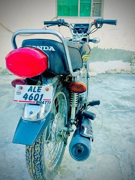 Honda 125S self start 5