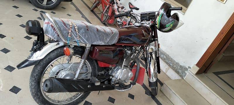 urgent for sale Honda 125 applied for 1