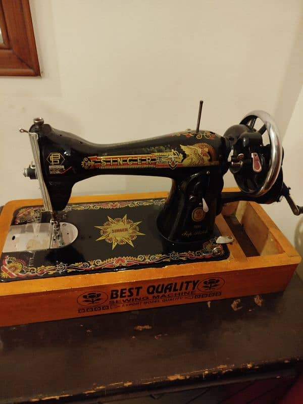 Singer Sewing Machine For Sale 1