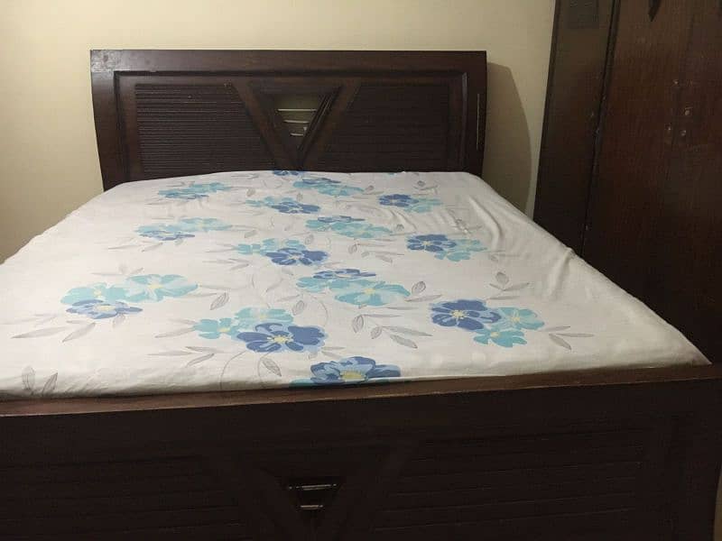 Double Bed with Mattress plus 3 Door Cupboard 7