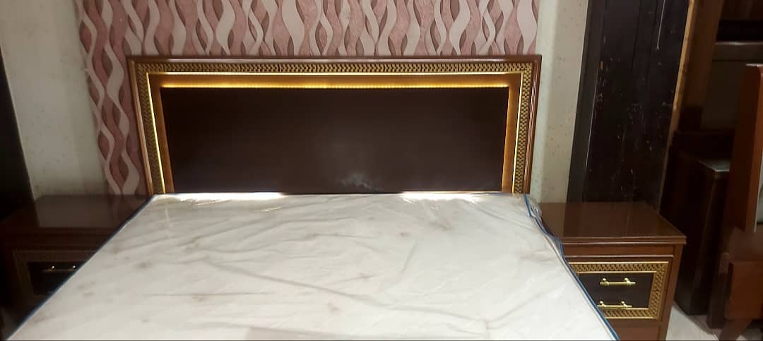 Urgent Sale Bedroom Set (5 items) 3