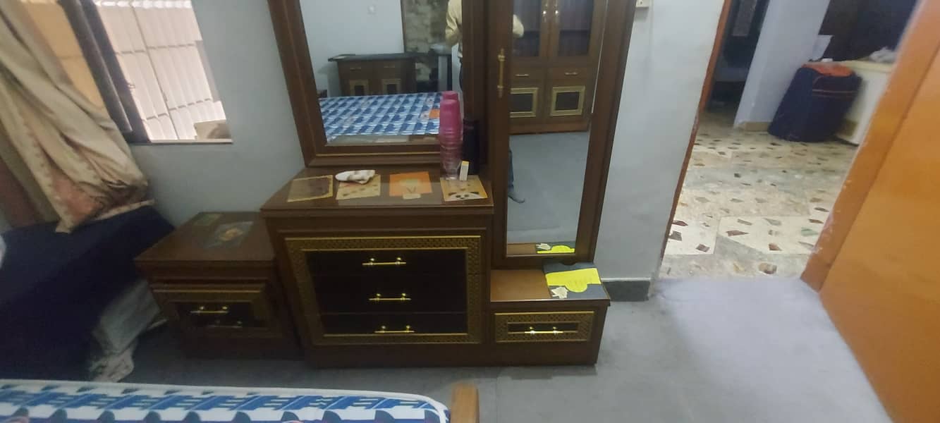 Urgent Sale Bedroom Set (5 items) 10