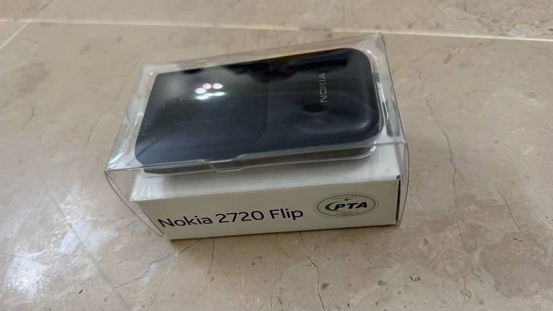 Nokia 2720 Flip 0