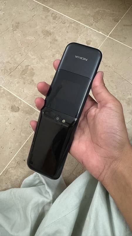 Nokia 2720 Flip 5