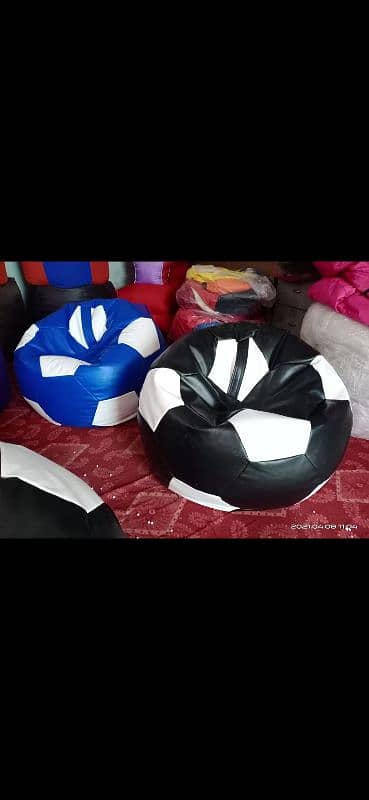 Adult size football bean bag sofas / Sofa cum bed bean bag 1