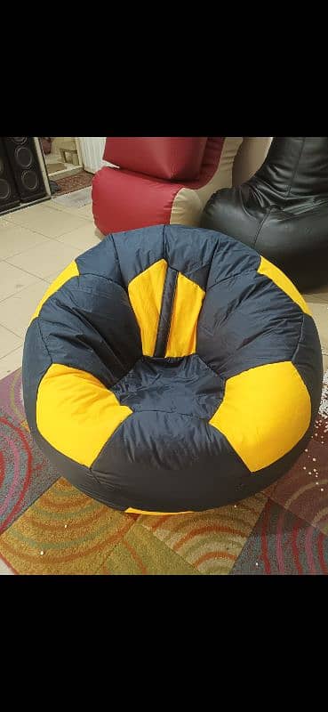 Adult size football bean bag sofas / Sofa cum bed bean bag 6